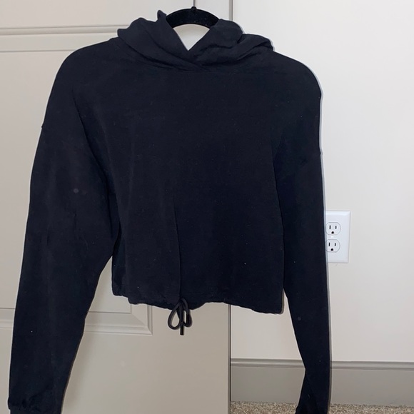 Aritzia Tops - ARITZIA HOODIE SIZE XS